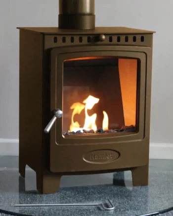 Hamlet Solution   Chestnut Brun Fritstående Biopejs